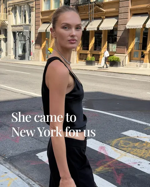 A Victoria's Secret post made in Keeng: she came to New York for us